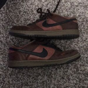 Nike brown dunks